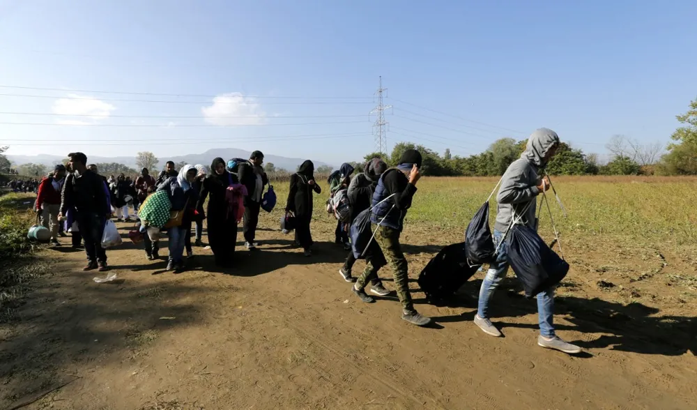 V zadnjih 24 urah v državo vdrlo 55 ilegalcev