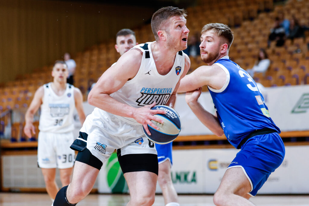 Kratek povzetek četrtfinalnih dvobojev: KK Perspektiva Ilirija : ECE Triglav Kranj 