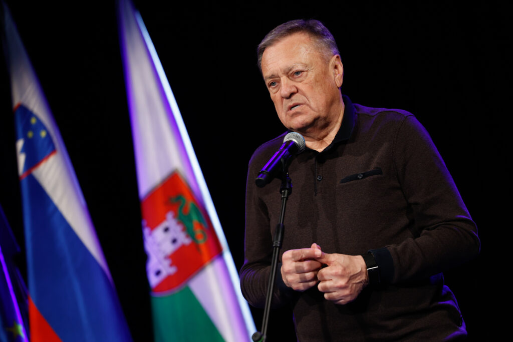 dr. Dežman: problem je bil vedno Janković