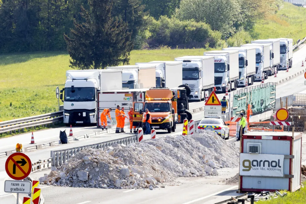 Avtoceste – morišče in gospodarsko pokopališče – zahteva za takojšnjo ustavitev del!