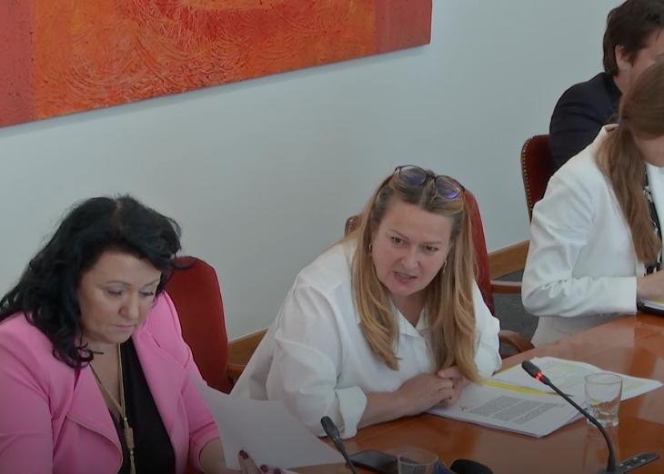 [Video] Poslanka Lena Grgurevič na lastni koži preizkusila svoje metode