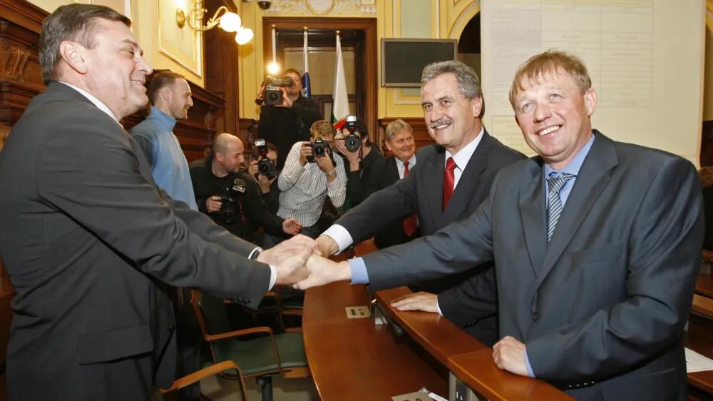 [Izjava dneva] Sindikati so vojščaki umazanega dela politike, korupcije in kriminala