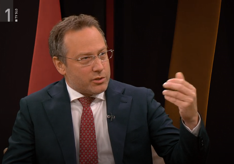 Imamo Ustavno sodišče na strani nedemokratičnega režima? Nekdanji sodnik izpostavil številne grozljive prakse