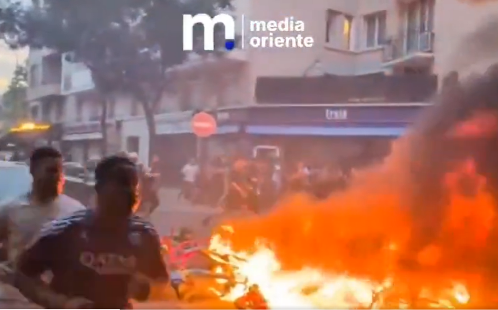 [Video] Po zmagi PSG-ja v Ligi prvakov so migranti divjali po Parizu