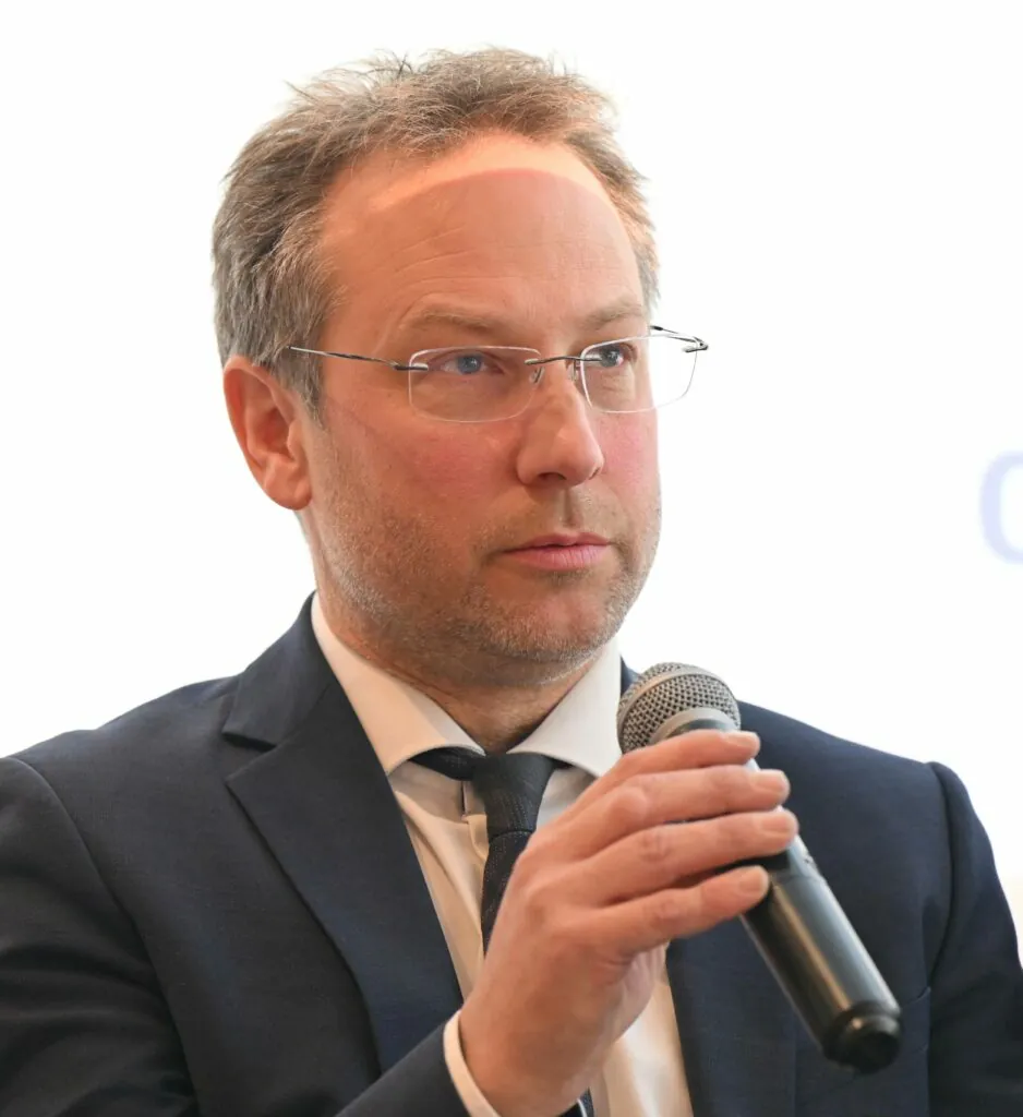 Dr. dr. Klemen Jaklič: Raznovrstnih totalitarnih ostankov je v naši državi veliko