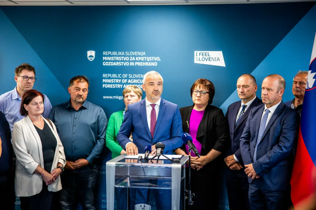 Minister Cigler Kralj umika levičarske prehranske smernice: “Stroki dajemo prednost”