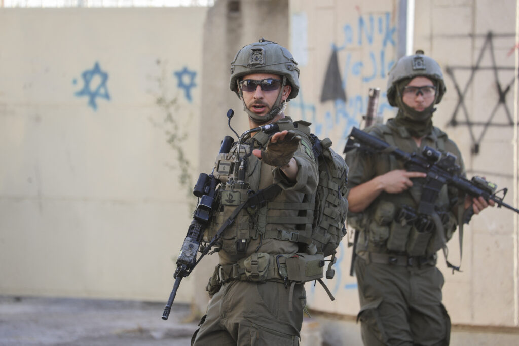 Hezbolah napada, Izrael odgovarja