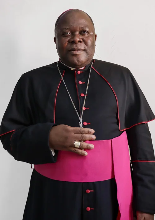 Mozambik v šoku – škof umorjen sredi vala islamističnega nasilja