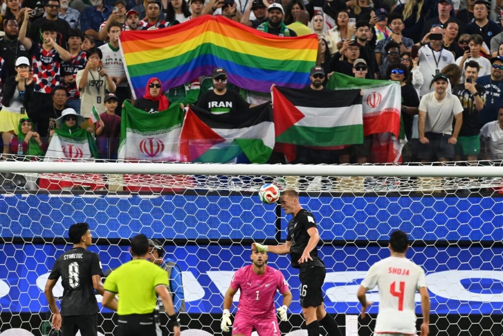 Iran in Egipt odločno proti LGBT zastavam na njuni tekmi