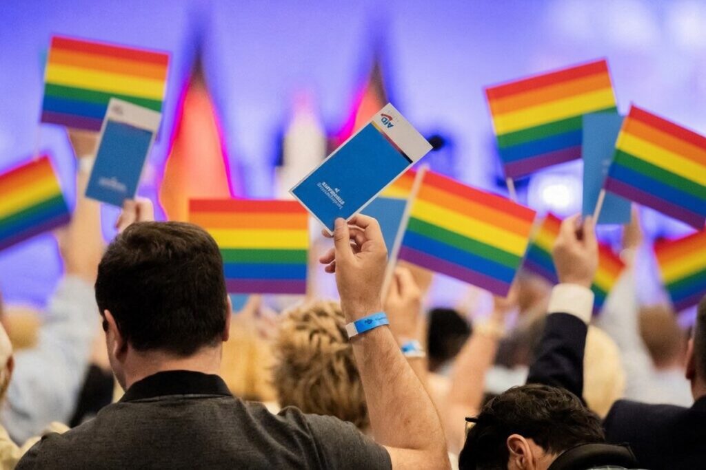 Nemškim gejem prekipelo: AfD je med LGBT populacijo daleč najbolj priljubljena stranka