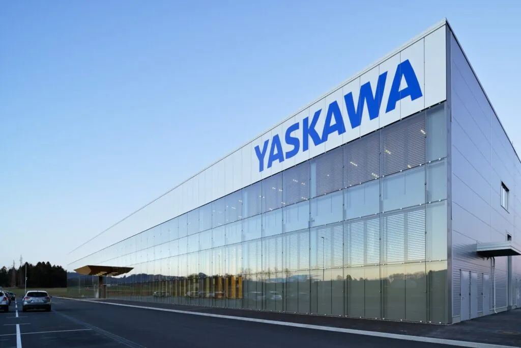 32 milijonov evrov za prihodnost robotike: Yaskawa odpira nov center v Kočevju