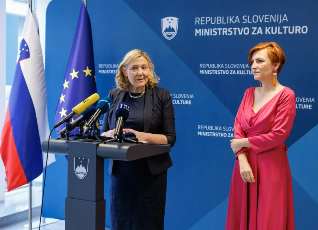 Zaradi finančnega primanjkljaja ustavljen razpis za delovne štipendije v kulturi