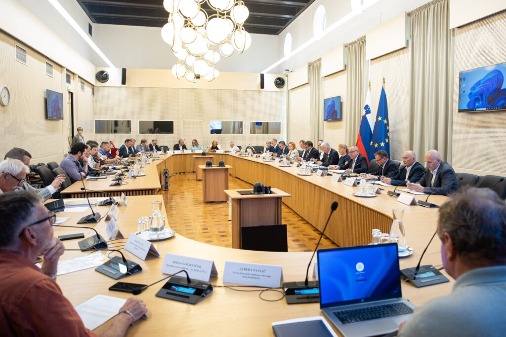 Gospodarstveniki zadovoljni, da bo Ekonomsko socialni svet znova zaživel