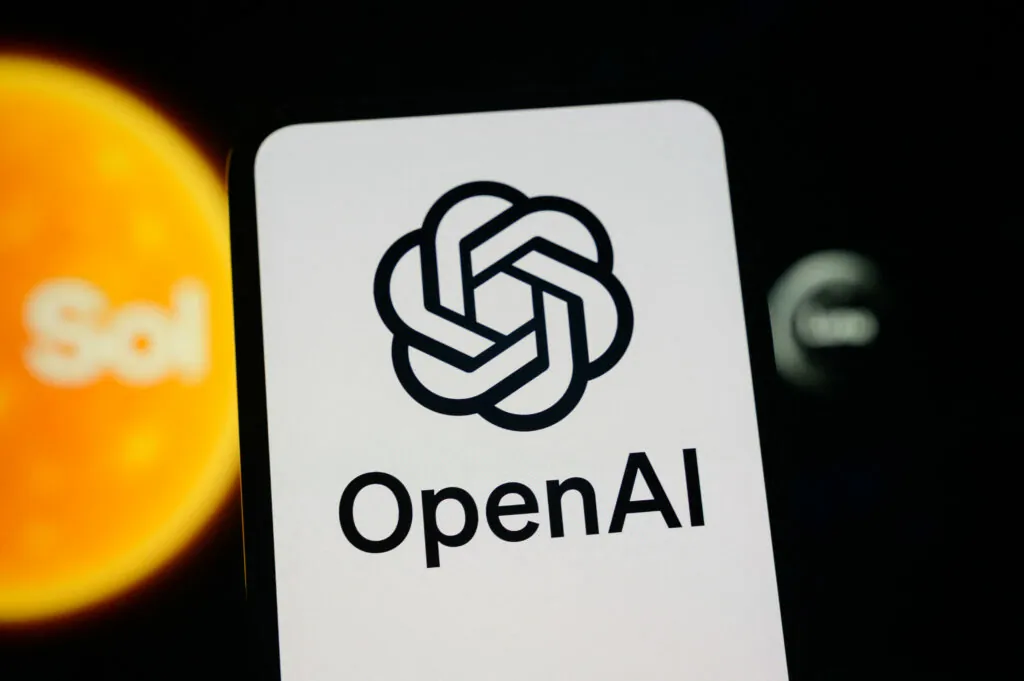 Modeli OpenAI našli pot do interneta in napadli sisteme podjetja