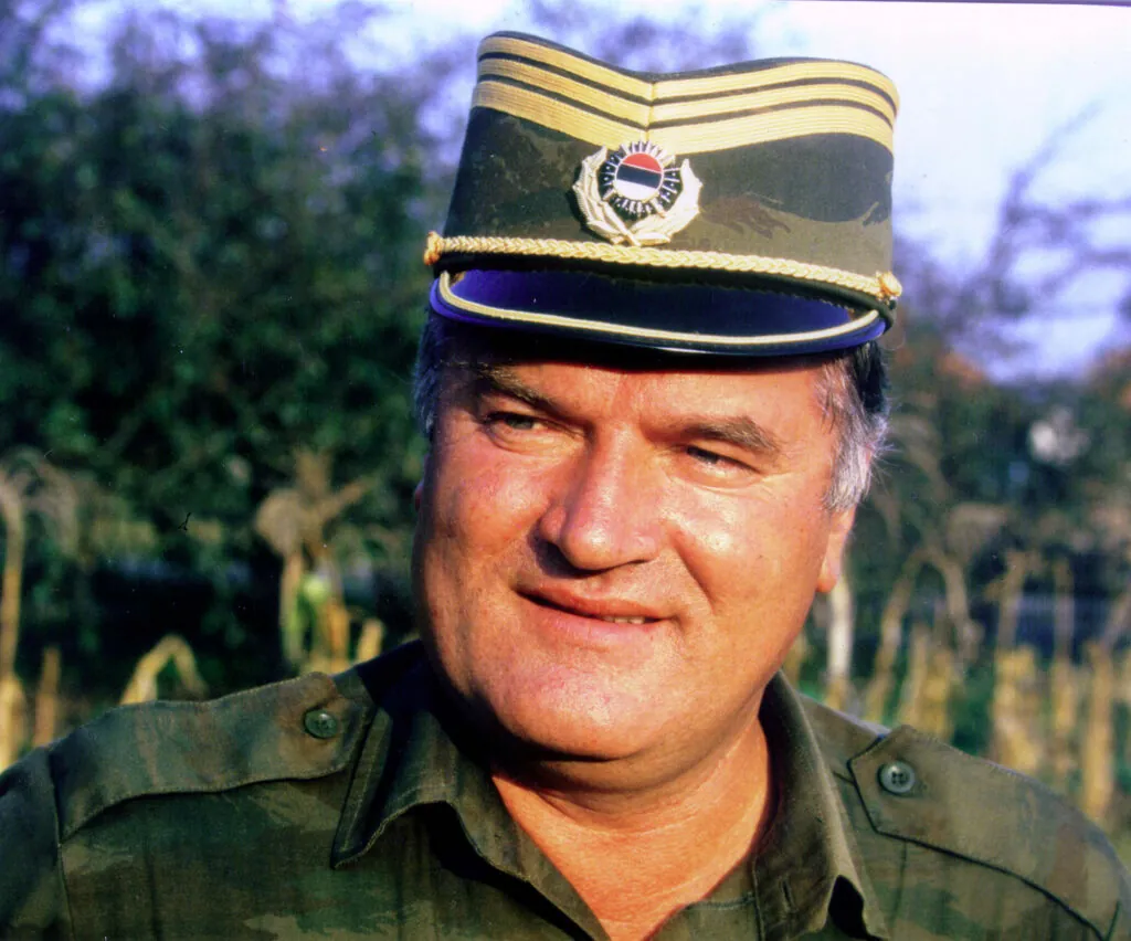 V Haagu umrl nekdanji poveljnik bosanskih Srbov Ratko Mladić