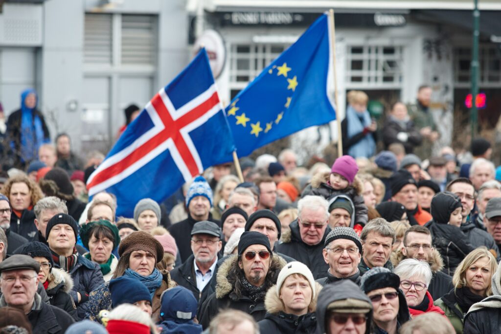 Islandci zavrnili vrnitev za pogajalsko mizo z EU