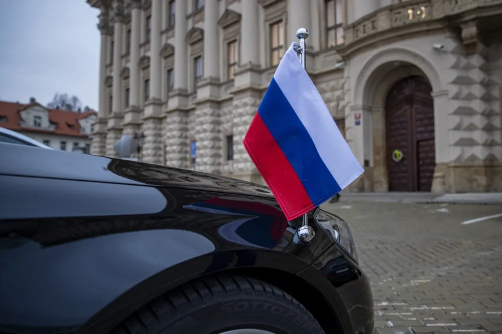 Ko ruske povezave podrejo vlade in uničijo politične kariere