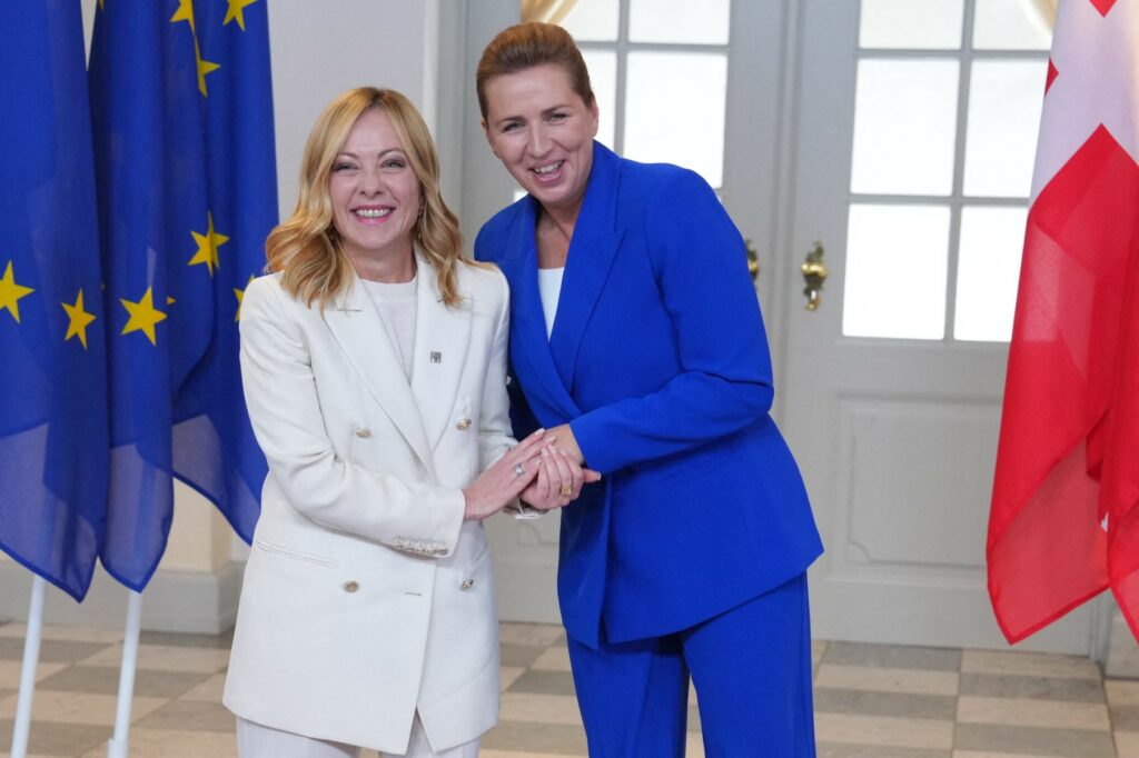 Dve voditeljici z nasprotnih bregov sklenili: dovolj je nenadzorovanega priseljevanja!