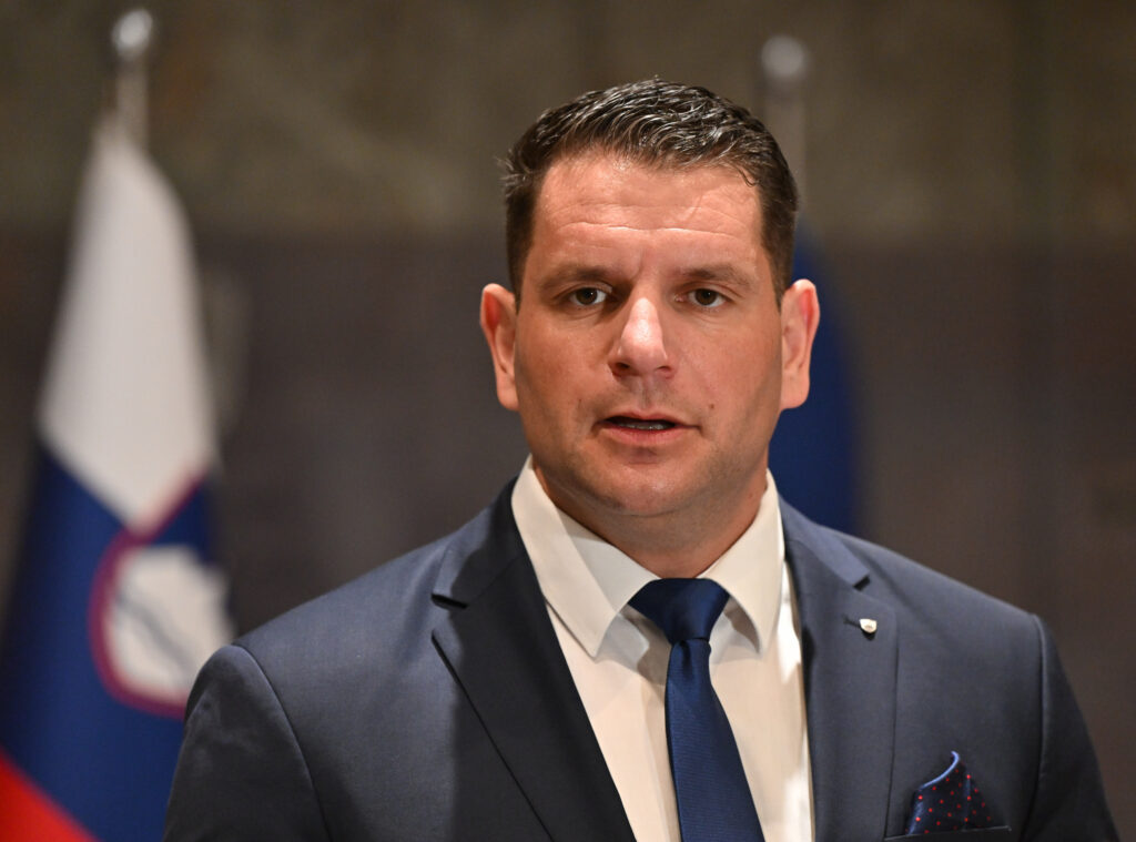 Predsednik DZ: Referendum o moji razrešitvi je norčevanje