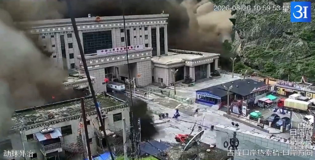 [Video] Groza v Nepalu: Silovit poplavni val terjal najmanj 95 življenj, na stotine pogrešanih