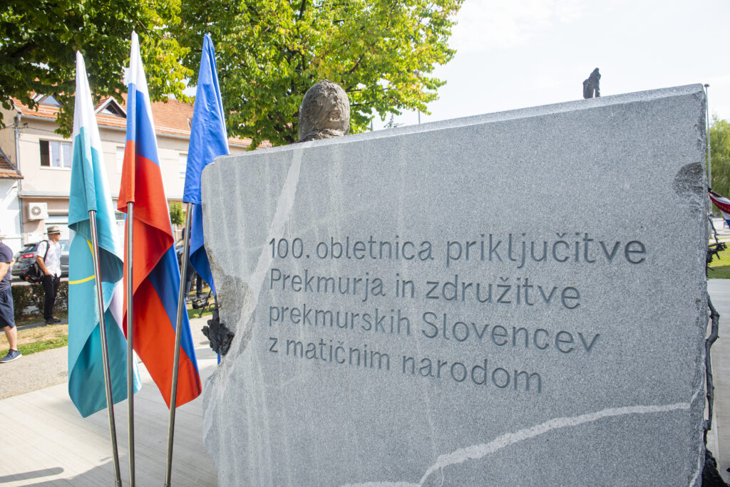 Koalicija predlaga vrnitev imen praznikov Prekmurcev in Primorcev v njuno prvotno obliko