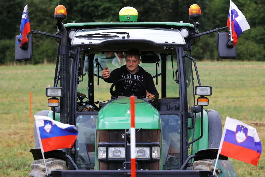 Znani ukrepi za pomoč kmetijskemu in transportnemu sektorju