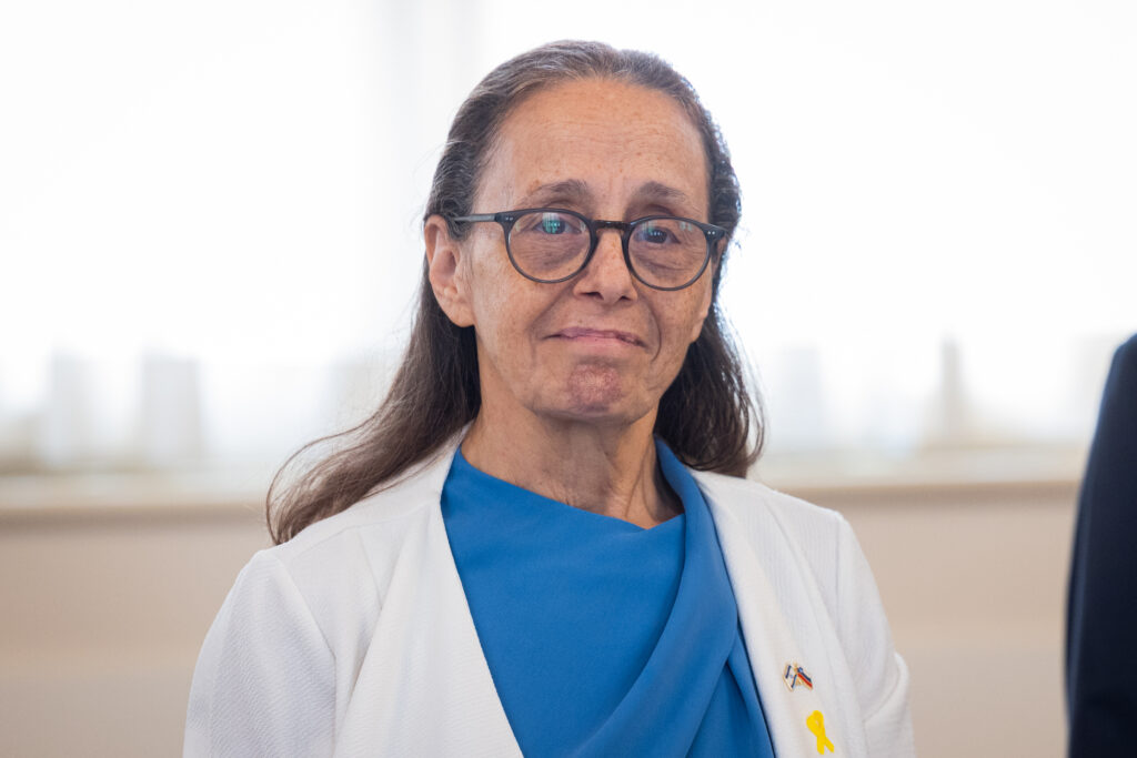 Izraelska veleposlanica: “Bili smo sredi vojne na sedmih frontah. Res mislite, da smo imeli čas za vmešavanje v slovenske volitve?”