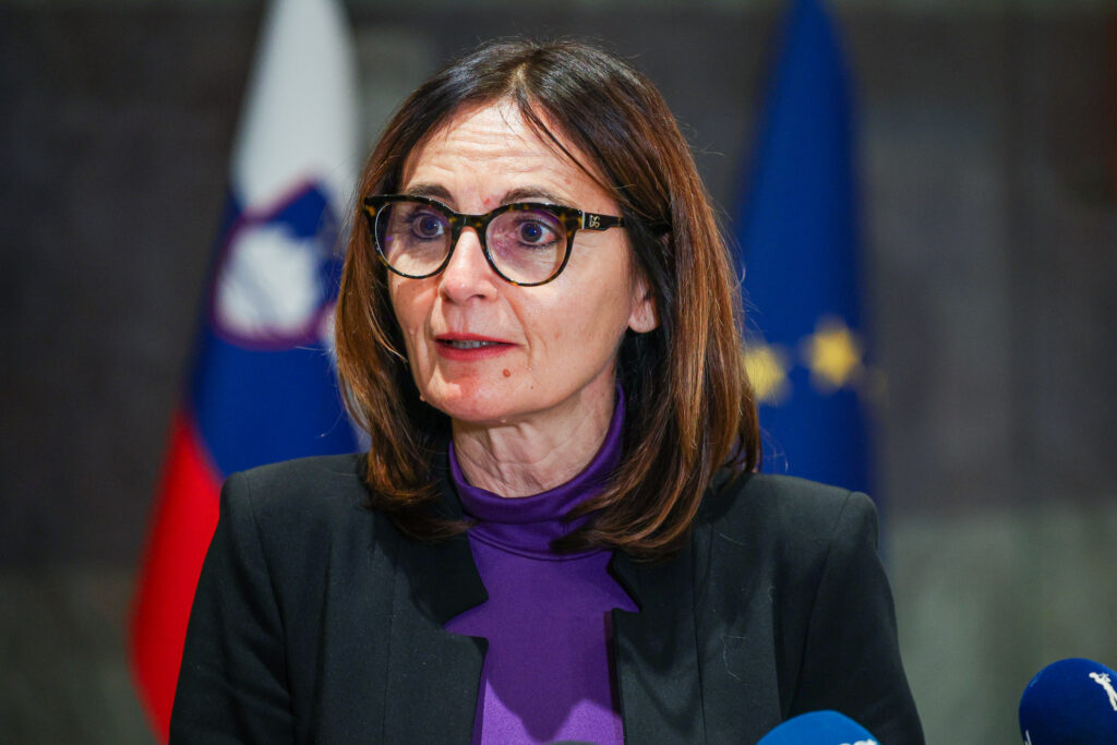 Nataša Avšič Bogovič “ni varuh pravil, ampak sodnica razprave”