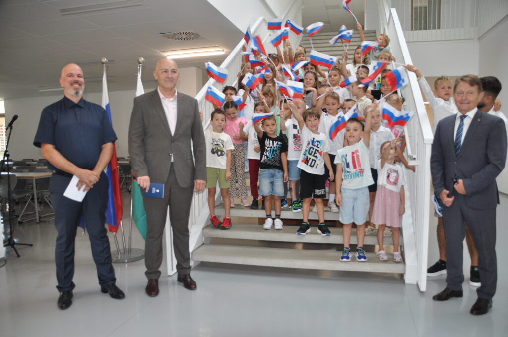 Rončević: “Minister ni zavezan pedagoškemu establišmentu in njegovim partikularnim interesom