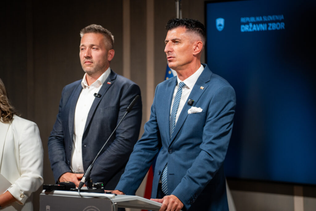 “Štirikrat ZA”: To so razlogi ZA referendume 11. oktobra