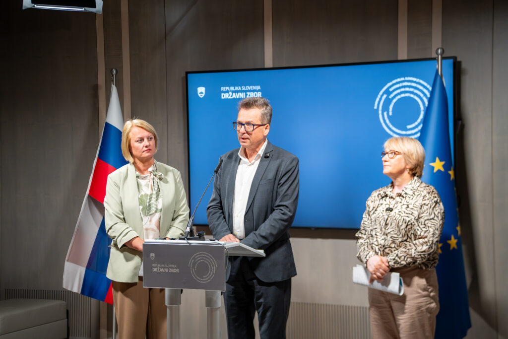 Černač: “Levica brani privilegije levičarske parapolitične vojske!”
