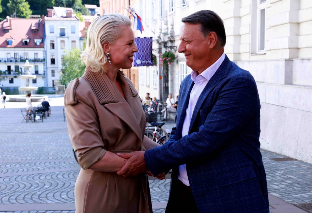 Poslovna hobotnica Antona Ropa: Od zasebnega zdravstva do energetike in hrvaških nepremičnin