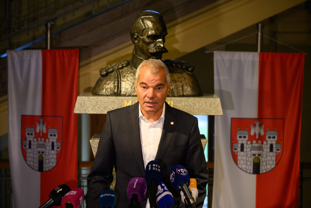Arsenovič se po osmih letih poslavlja z županskega mesta