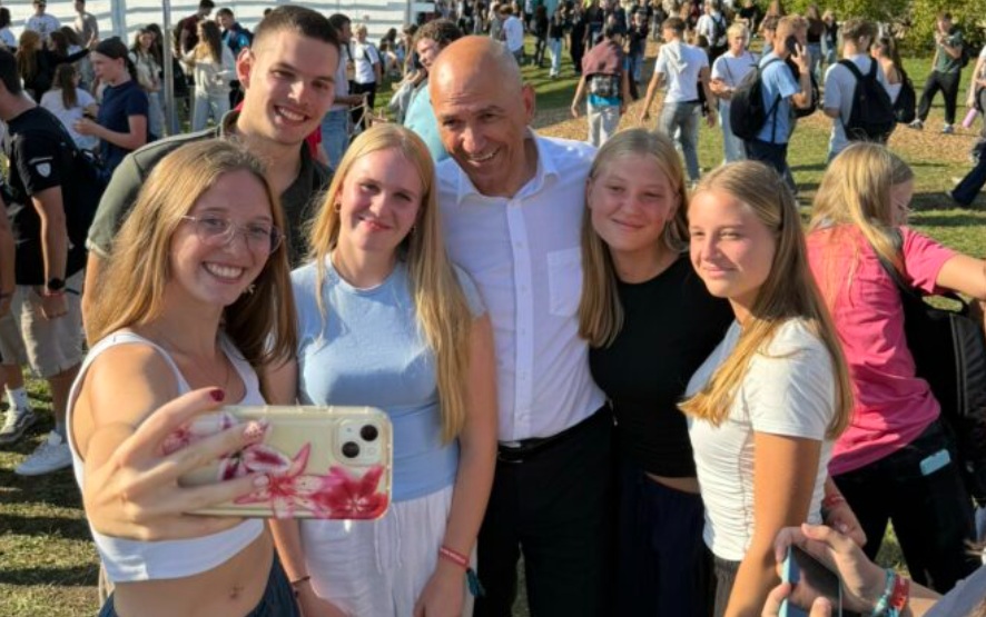 Premier Janša: Prihodnost Slovenije se je danes zbrala v Stični