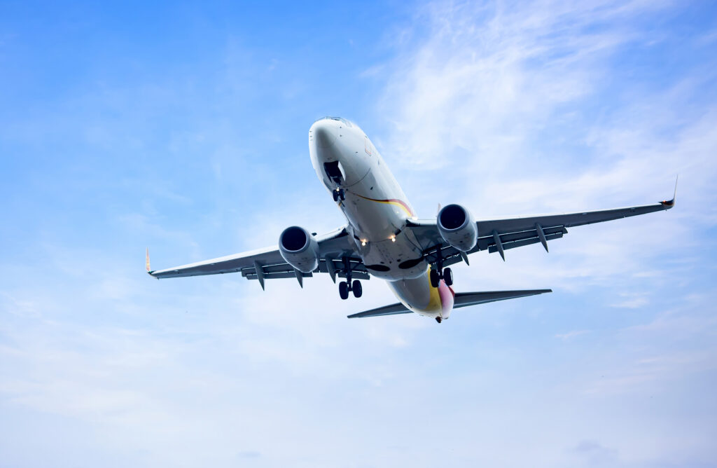 Let United Airlines zaradi Bluetooth-naprave z imenom »BOMB« obrnil sredi Atlantika