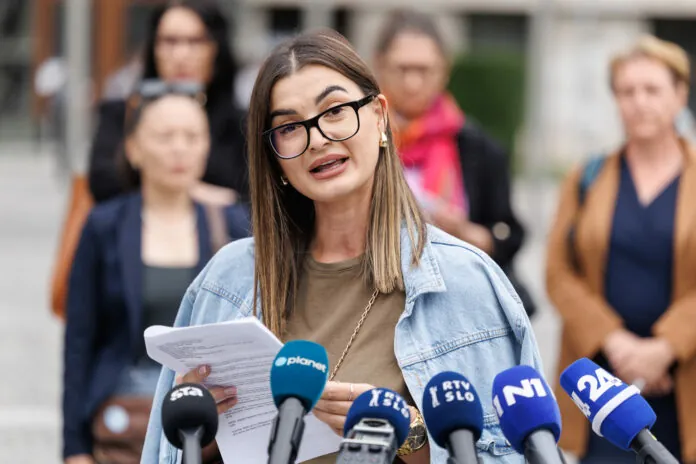 V referendumski kampanji predstavnica civilne družbe, zdaj kandidira za Svobodo