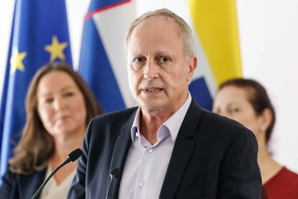 SDS v boj za glavno mesto pošilja arhitekta Aleša Vrhovca: “Ljubljana potrebuje novo vodstvo!”
