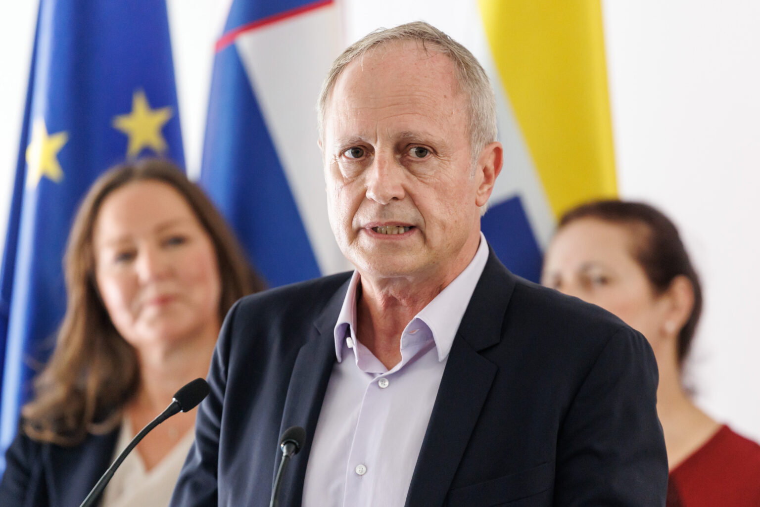 SDS v boj za kranjsko županjo pošilja Karin Planinšek
