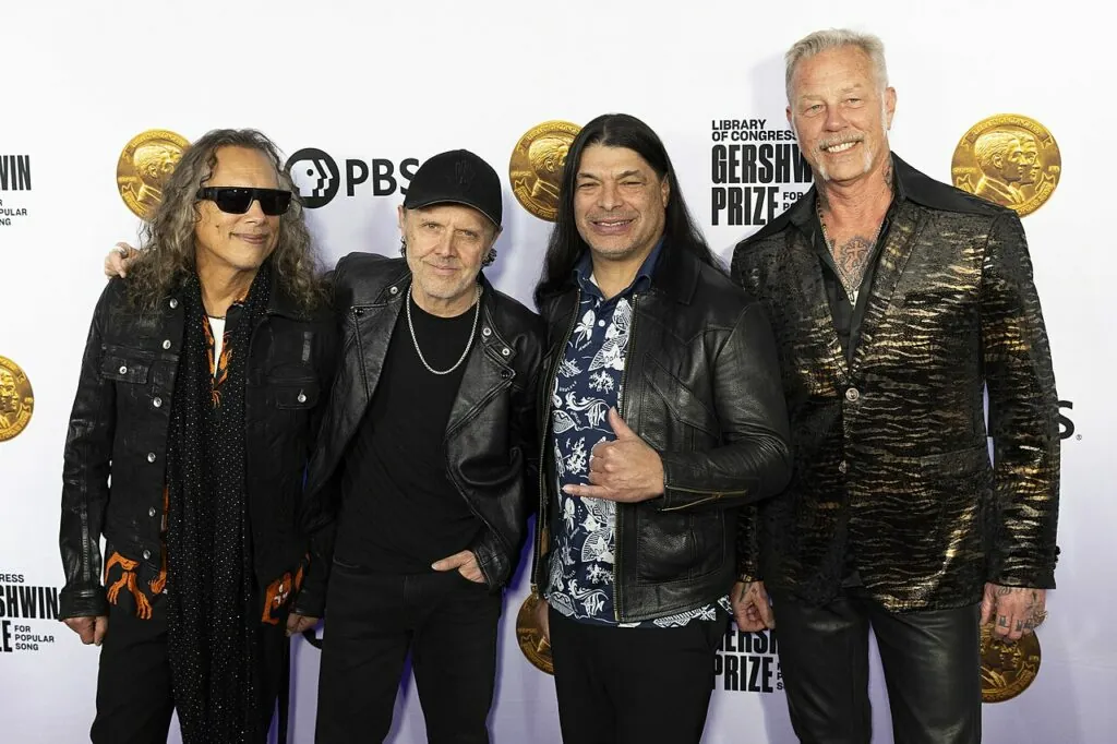 [Video] Metallica si na odru ne želi političnih bedarij (o Palestini)!