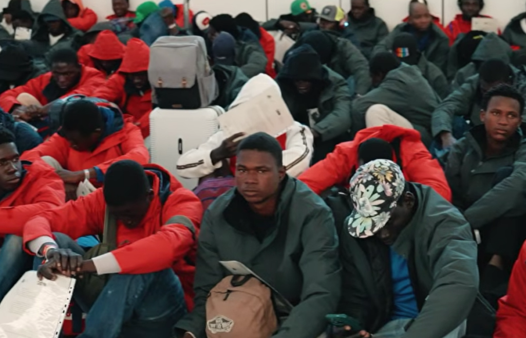 [VIDEO] Množične migracije kot velik posel; okoriščajo se tako kriminalci kot nevladniki in državniki