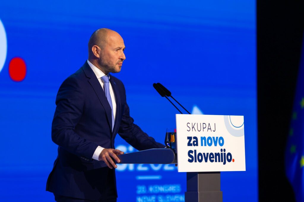Jernej Vrtovec na programskem kongresu NSi: “Napreduje družba, ki se zaveda identitete in kulture”
