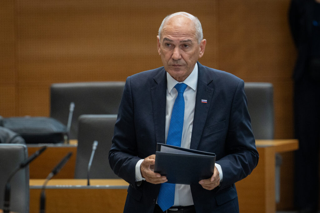 Janez Janša: Inštitut 8. marec laže kot ponavadi