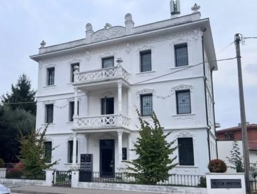 Sredi mesta in vsem na očeh – šeriatsko sodišče
