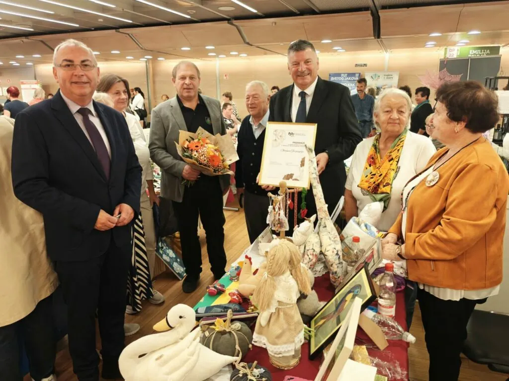 Občina Grosuplje prejela posebno nagrado za delo na področju starejših
